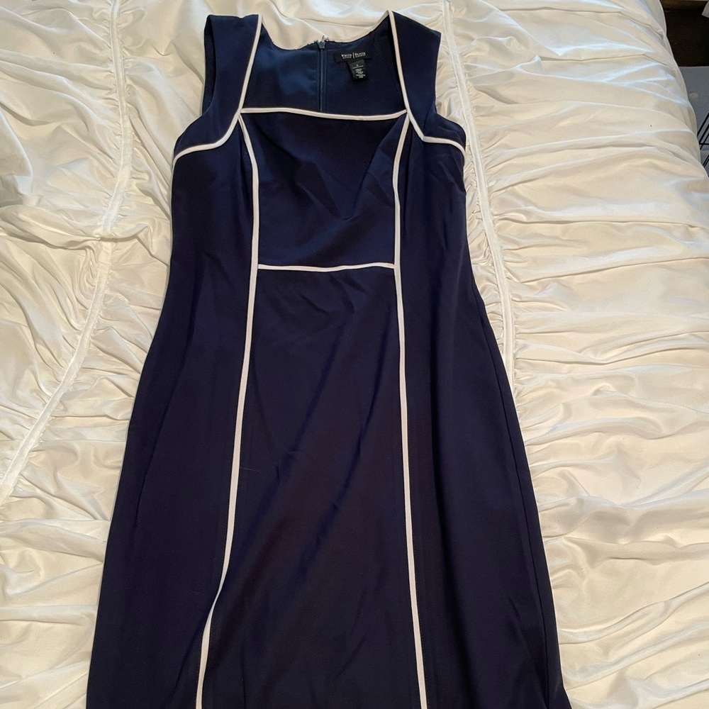 White House Black Market navy with white piping dress Size 6
